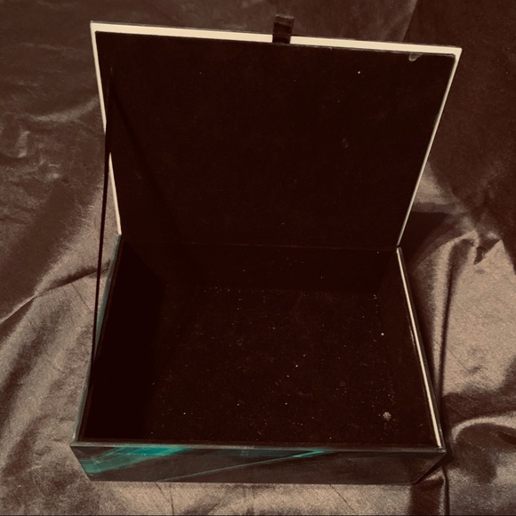 Nicole Miller Storage & Organization 8x6 Nicole Miller Glass Velvet